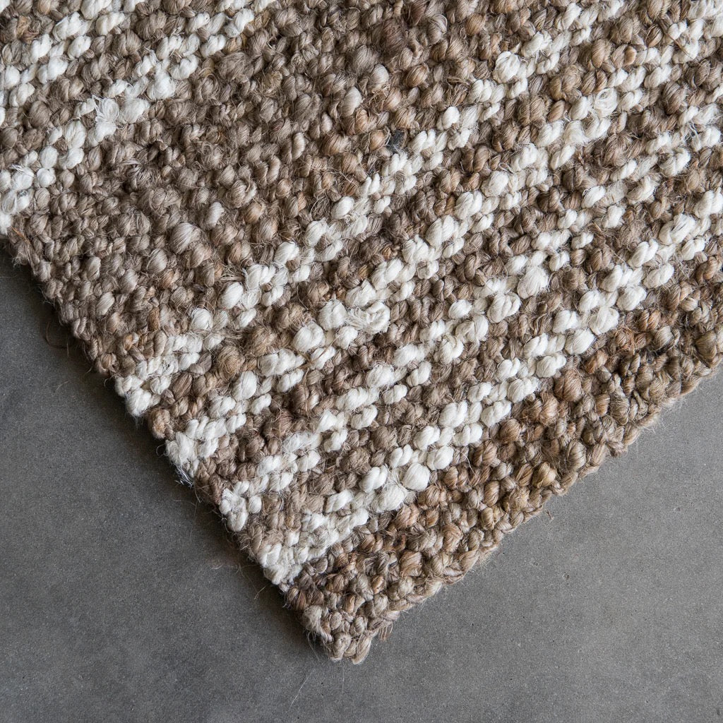 Natural / White Stripe Jute Rug