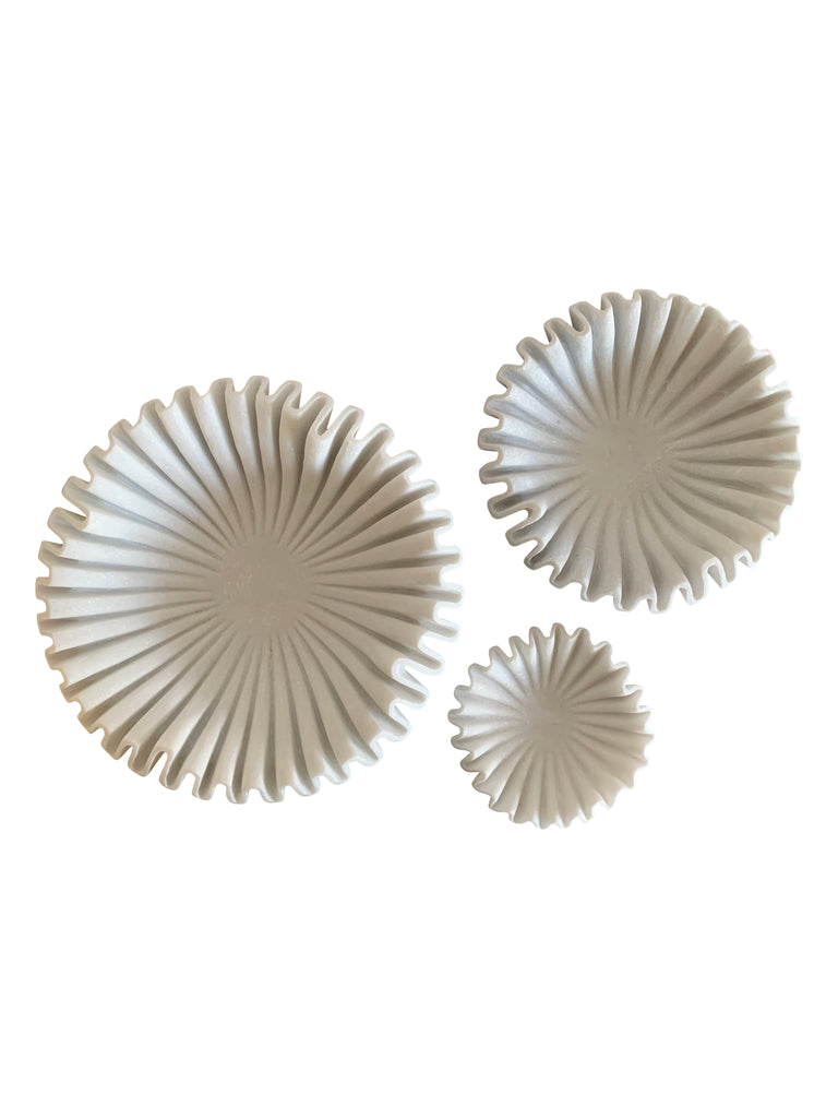 Marble Ruffle Bowl