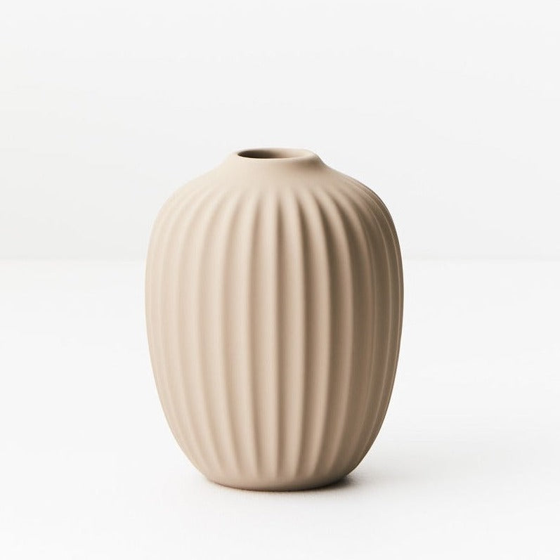 Petite Ribbed Vase (Nude)